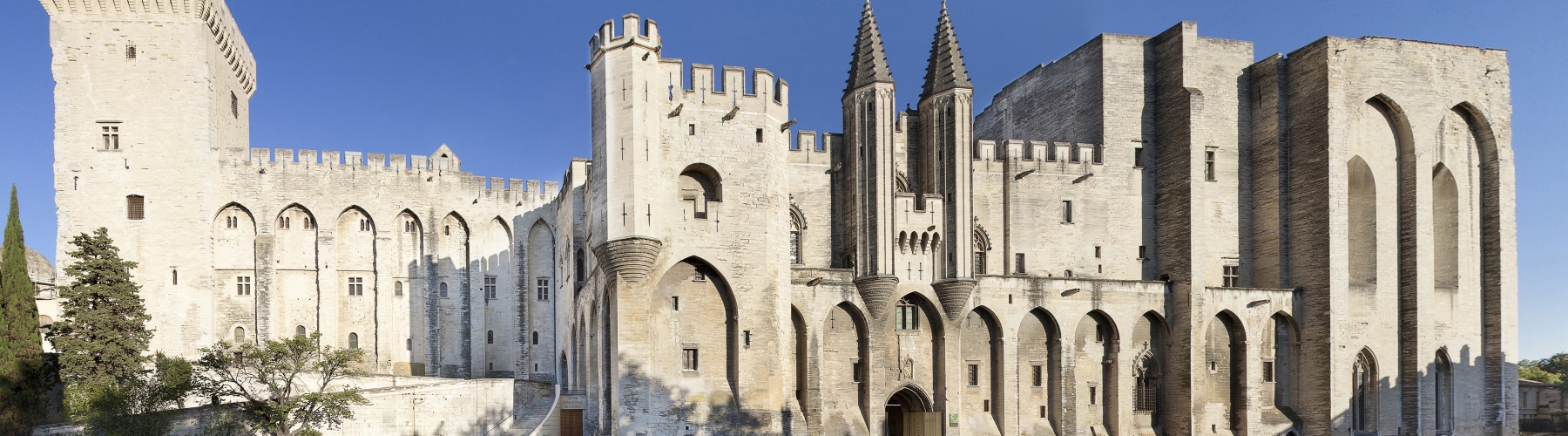 A stay in Avignon – an unusual evening at the Popes’ Palace