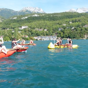 Séminaire insolite à Annecy : Challenge sur le lac et soirée tipis