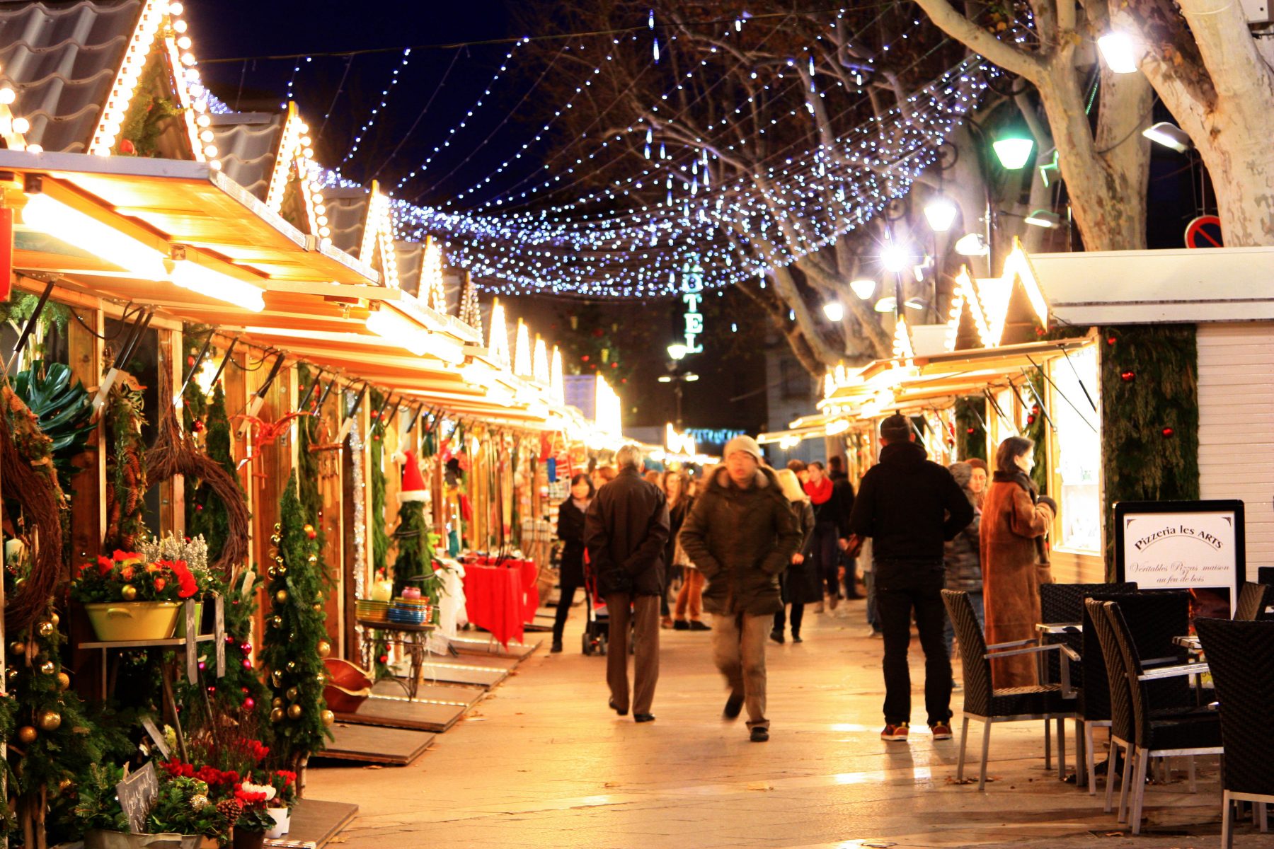 Рождественский рынок в Авиньоне