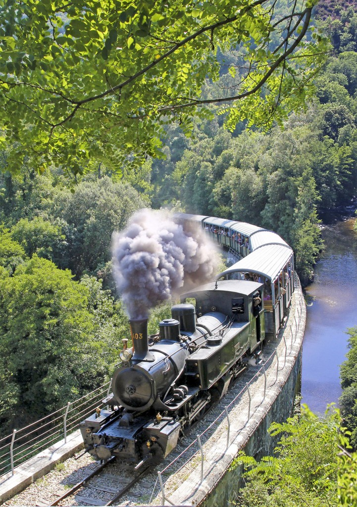 Journée Ardèche - Train des gorges et Boucieu Le Roi