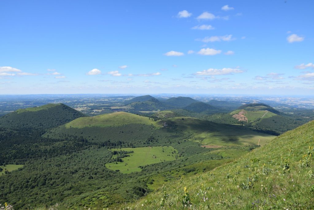 Autour des Volcans d'Auvergne