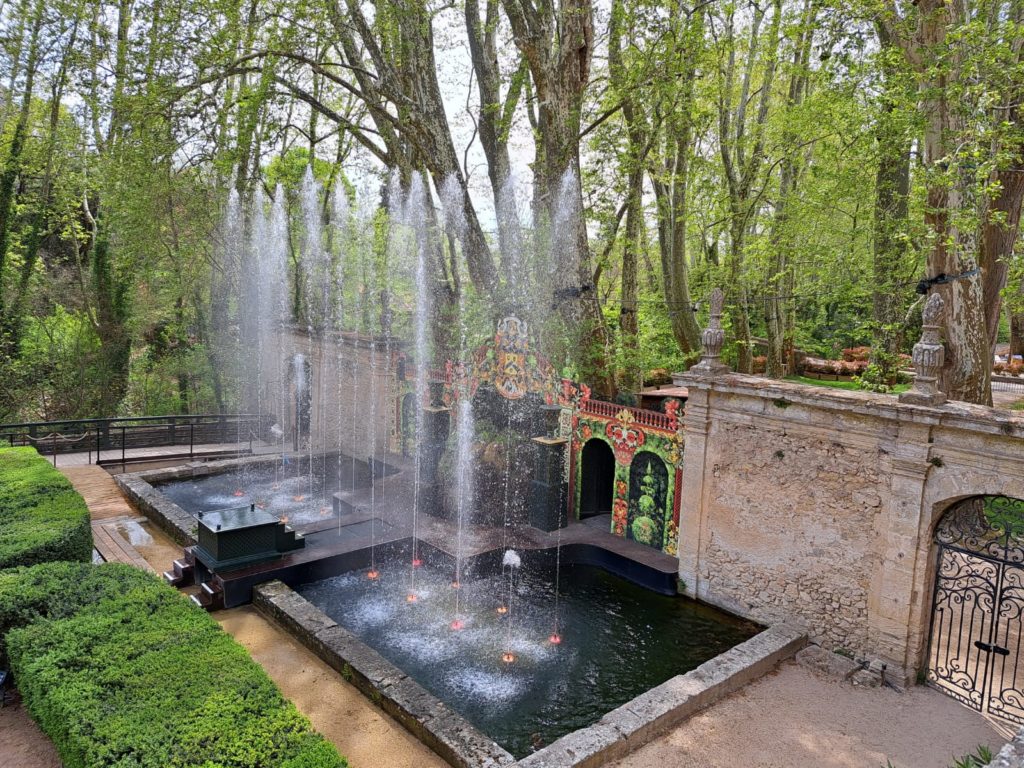 Journée en Provence - Parc Rocher Mistral & Château de La Barben