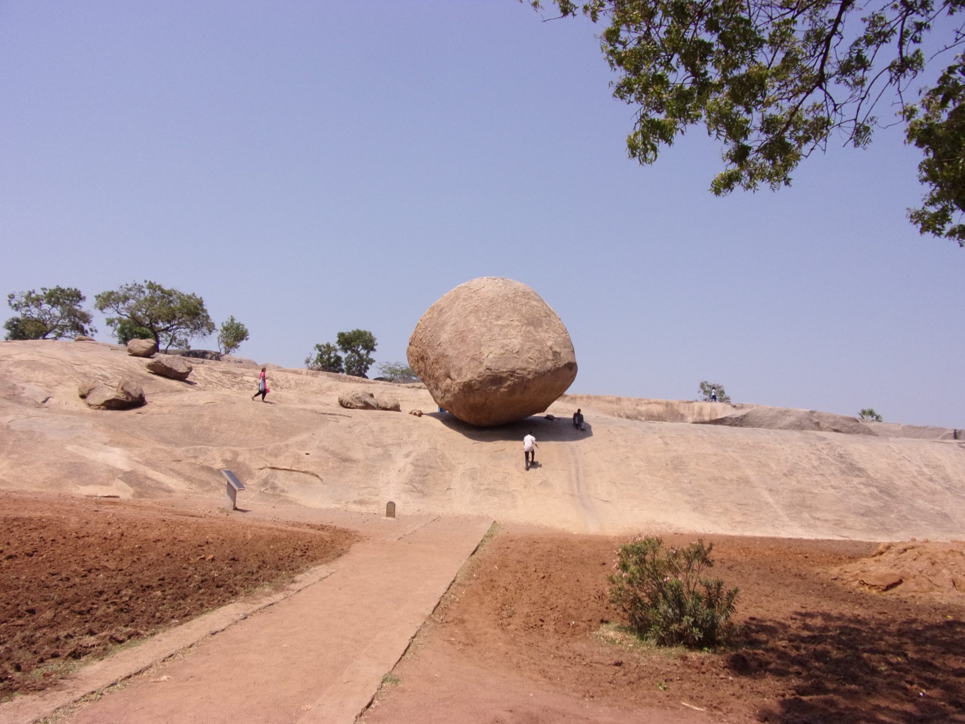 Découverte de la Pierre de Krishna au temple Mahabalipuram - Inde