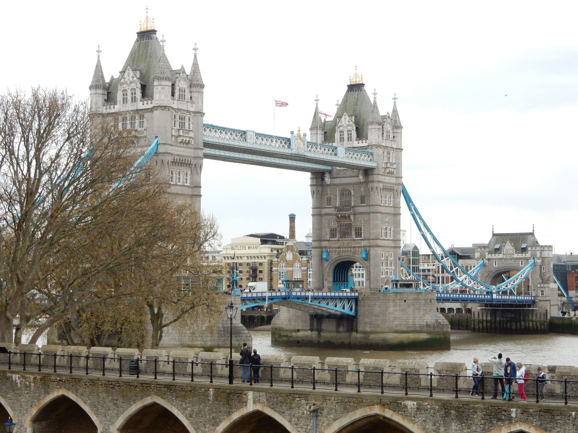 Découverte de lemblématique Tower Bridge - Séjour de groupe à Londres